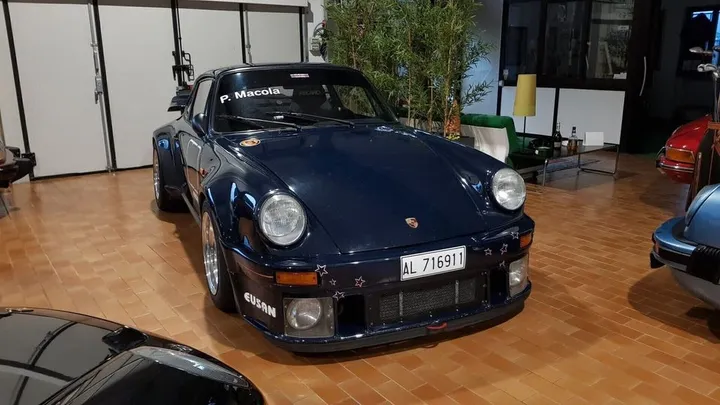 Porsche 911