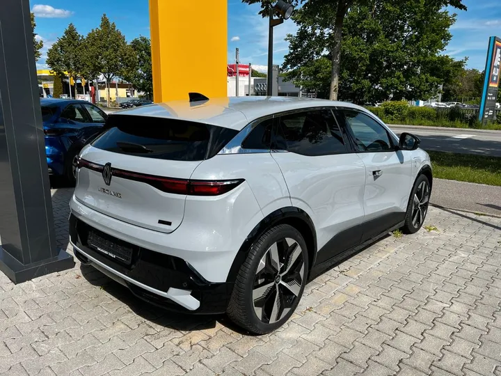 Renault Megane E-TECH