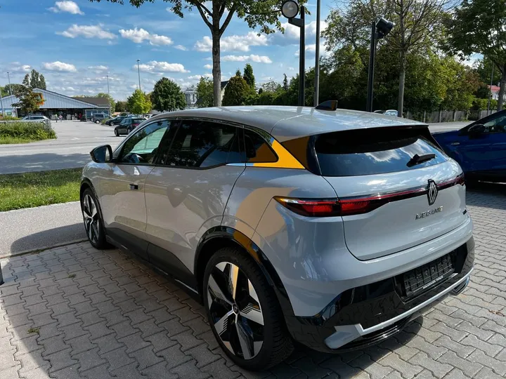 Renault Megane E-TECH