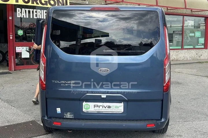 Ford Tourneo Custom