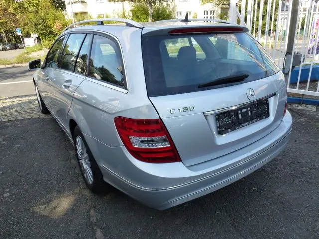 Mercedes-Benz C 180