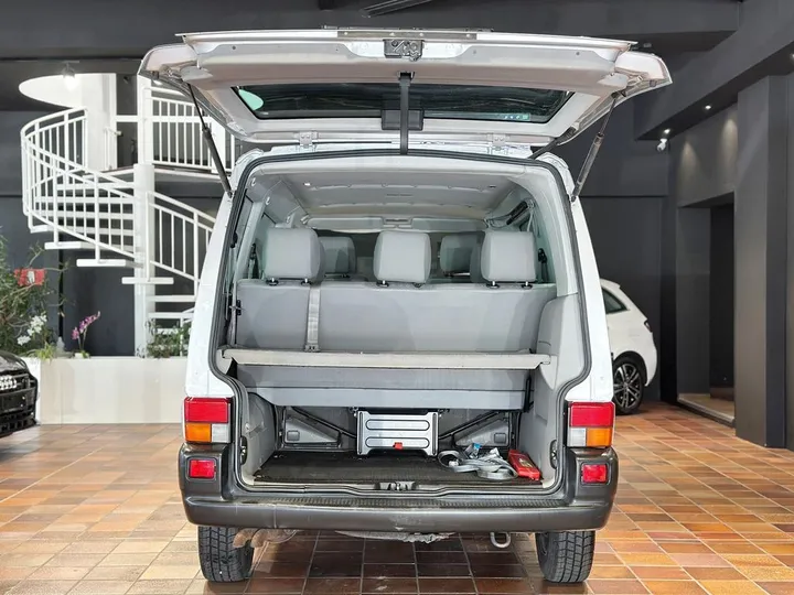 Volkswagen T4 Caravelle