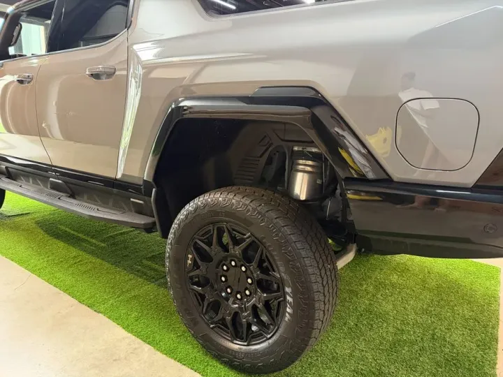 GMC Hummer EV