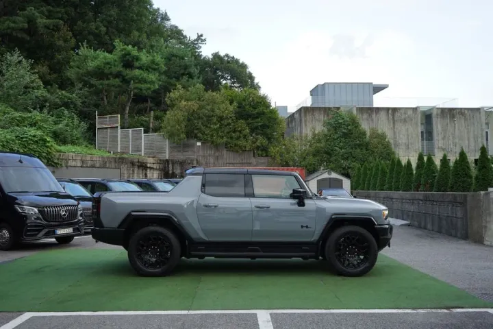 GMC Hummer EV