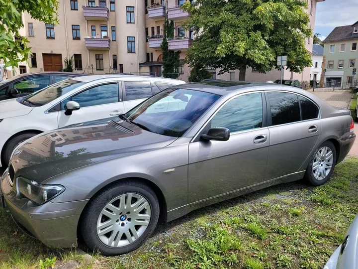 BMW 735