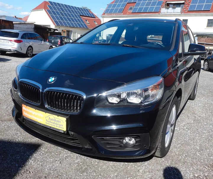 BMW 218