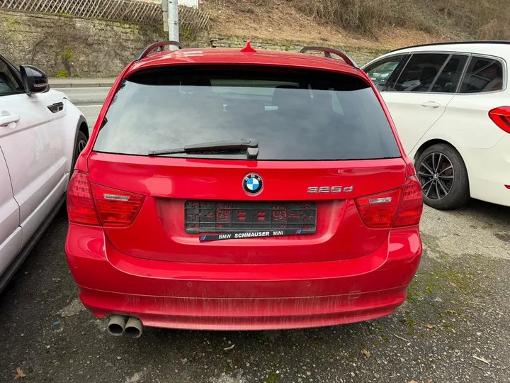 BMW 325