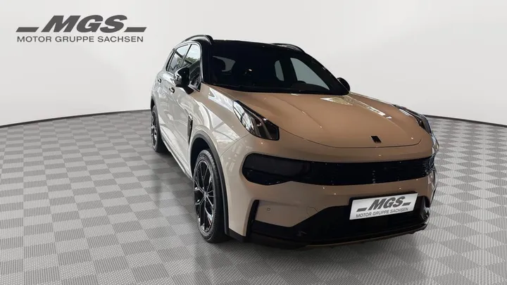 Lynk&Co 01