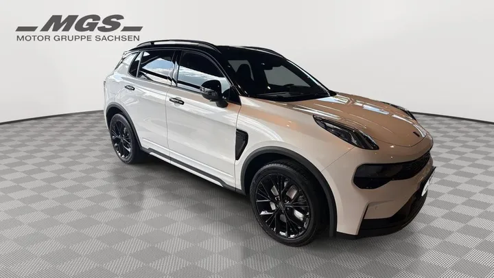Lynk&Co 01