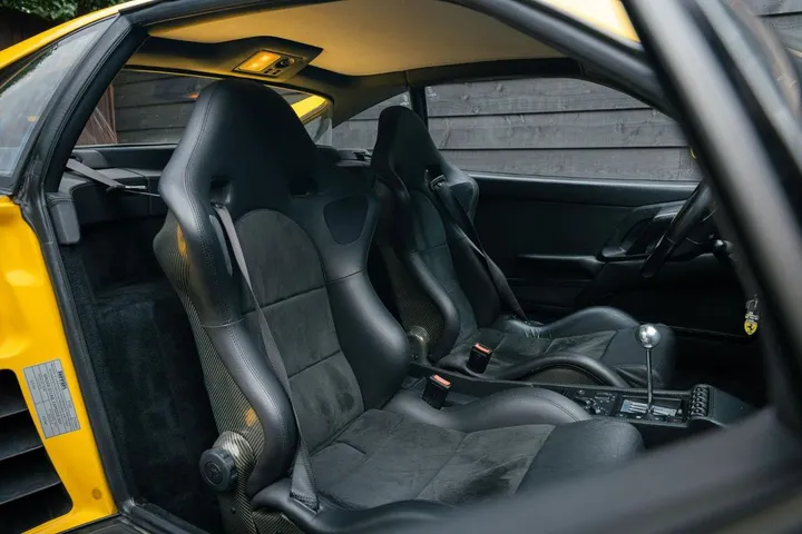 Ferrari F355