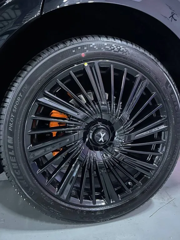 XPENG G9