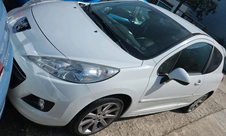 Peugeot 207