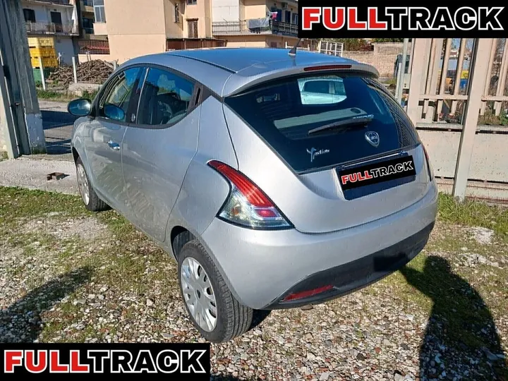 Lancia Ypsilon