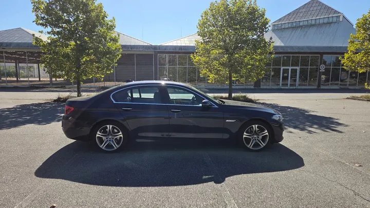 BMW 530