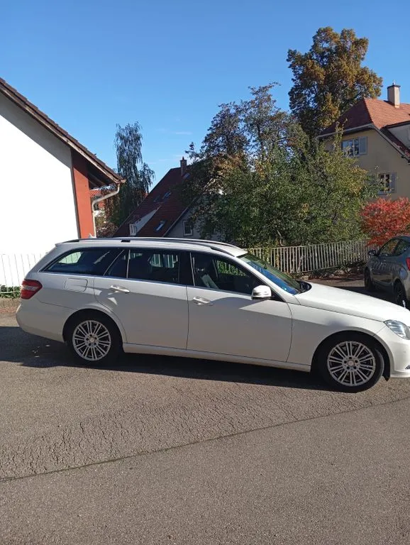 Mercedes-Benz E 250