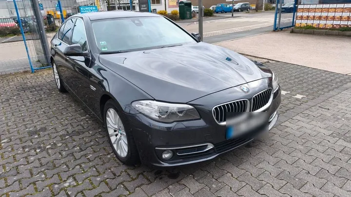 BMW 525