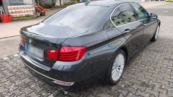 BMW 525