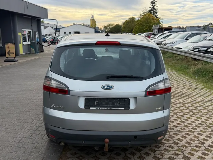 Ford S-Max
