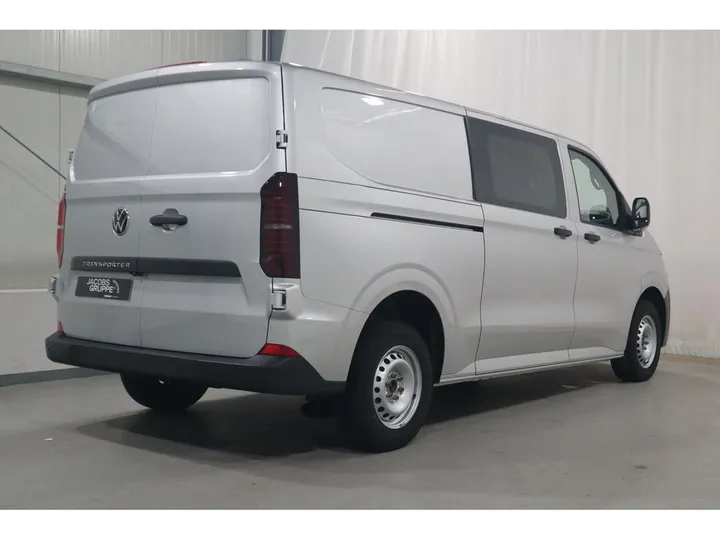 Volkswagen T7 Transporter