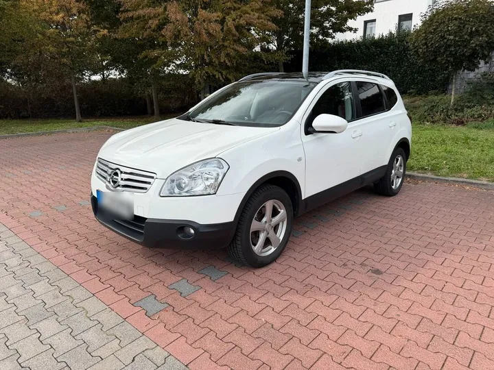 Nissan Qashqai+2
