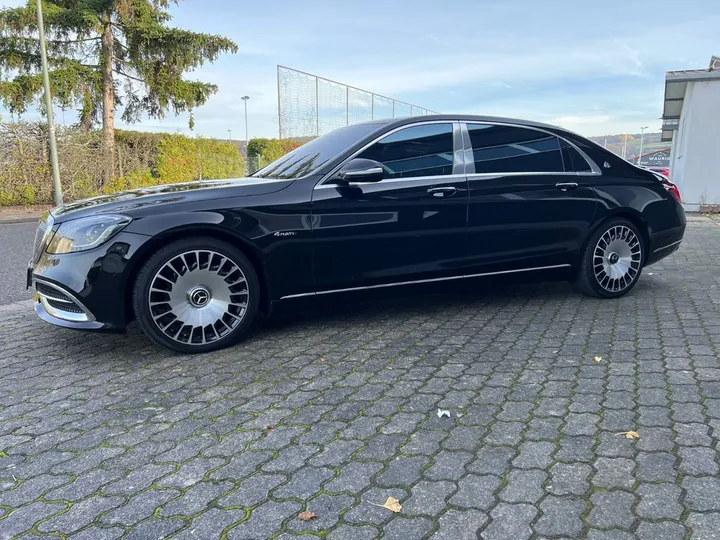 Mercedes-Benz S 500