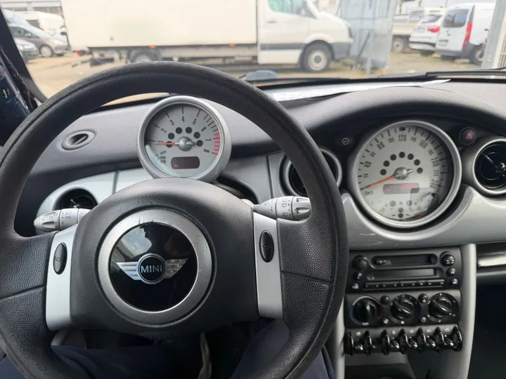 MINI ONE