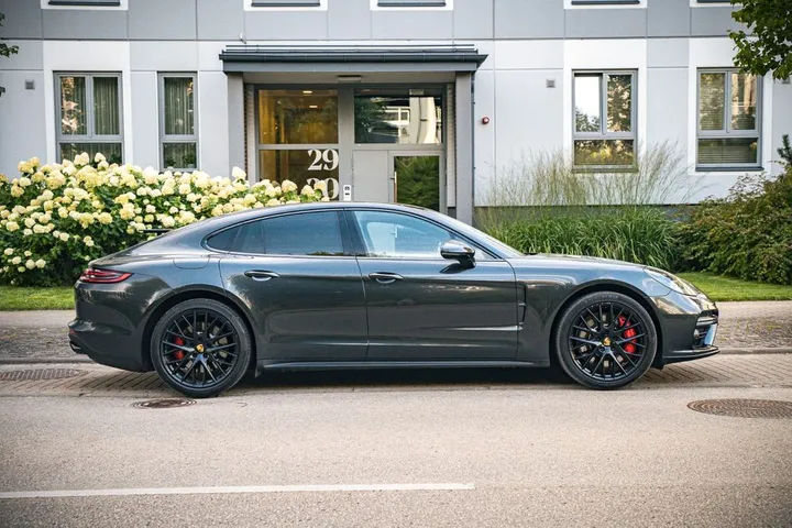 Porsche Panamera