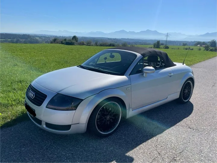 Audi 200