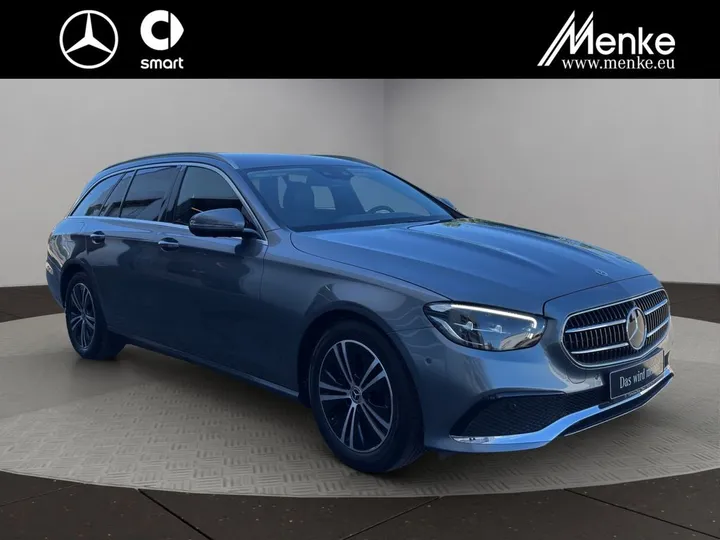 Mercedes-Benz E 220