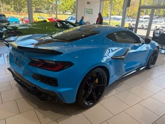 Corvette C8