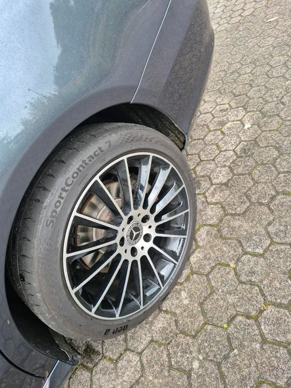 Mercedes-Benz C 200