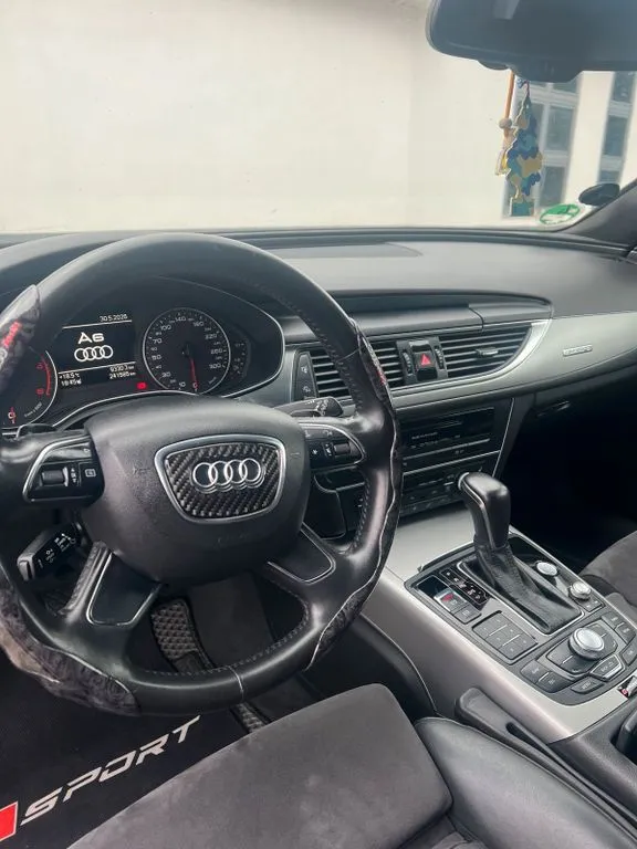 Audi quattro