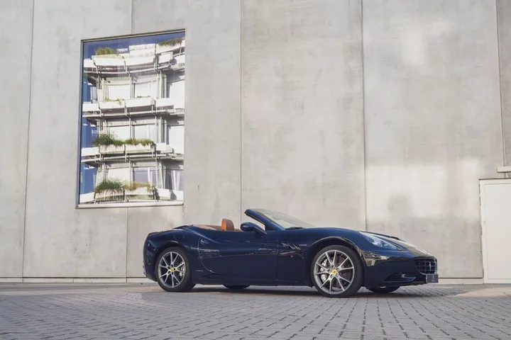 Ferrari California