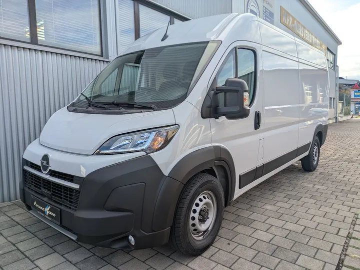 Opel Movano
