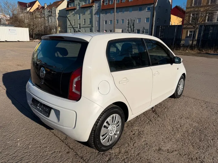 Volkswagen up!