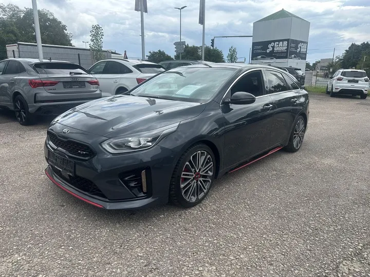 Kia pro cee'd / ProCeed