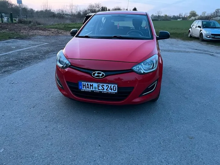 Hyundai i20