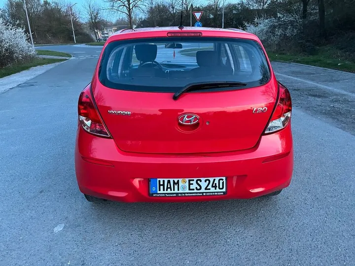 Hyundai i20