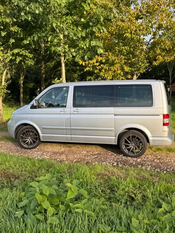 Volkswagen T5 Multivan
