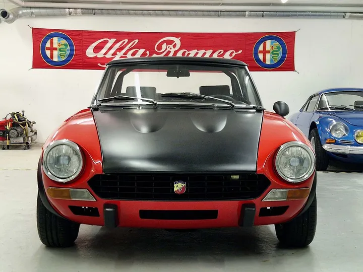 Fiat 124 Spider