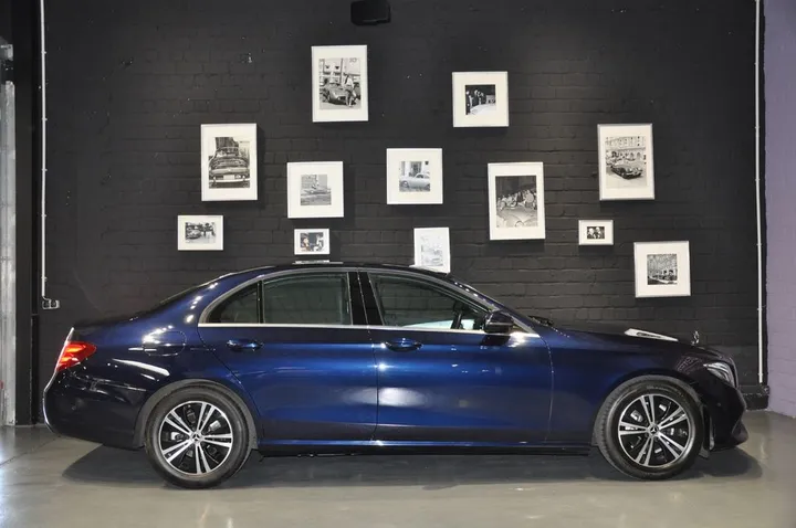 Mercedes-Benz E 220