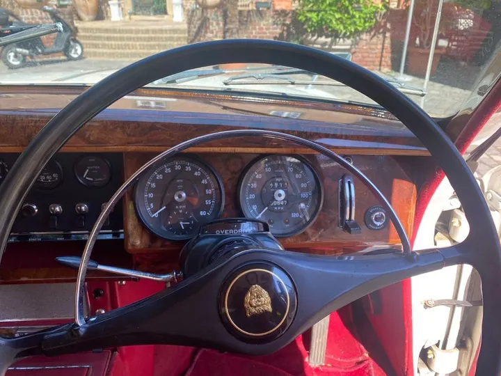 Jaguar MK II