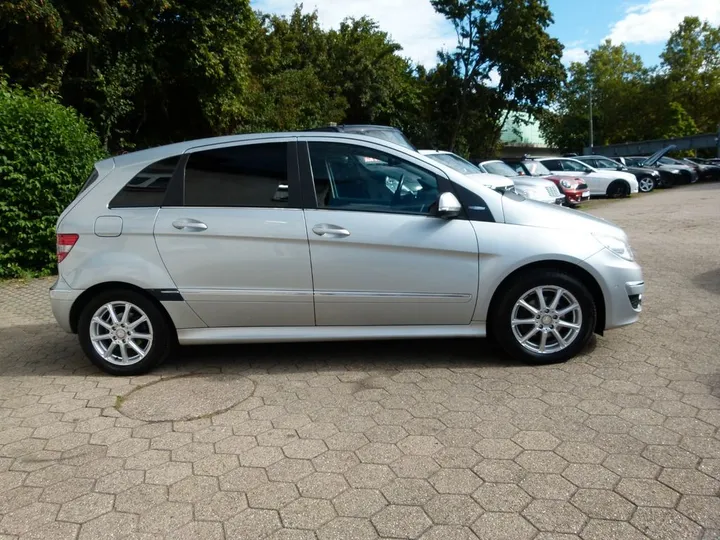 Mercedes-Benz B 170