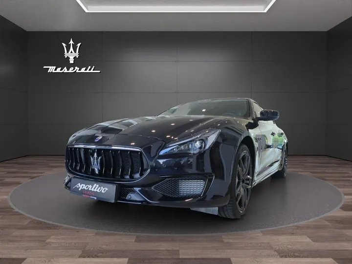 Maserati Quattroporte