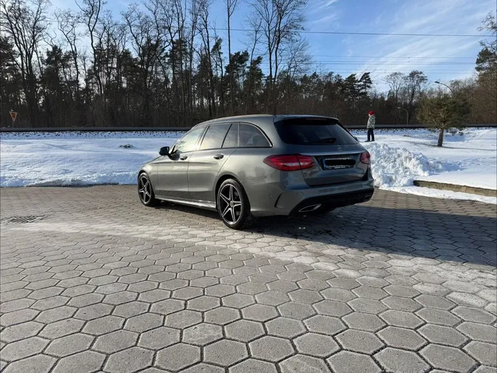 Mercedes-Benz C 180