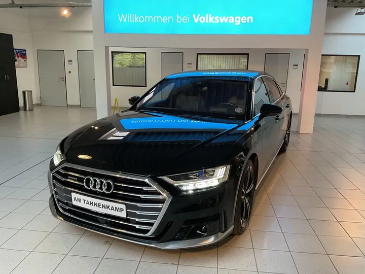 Audi A8