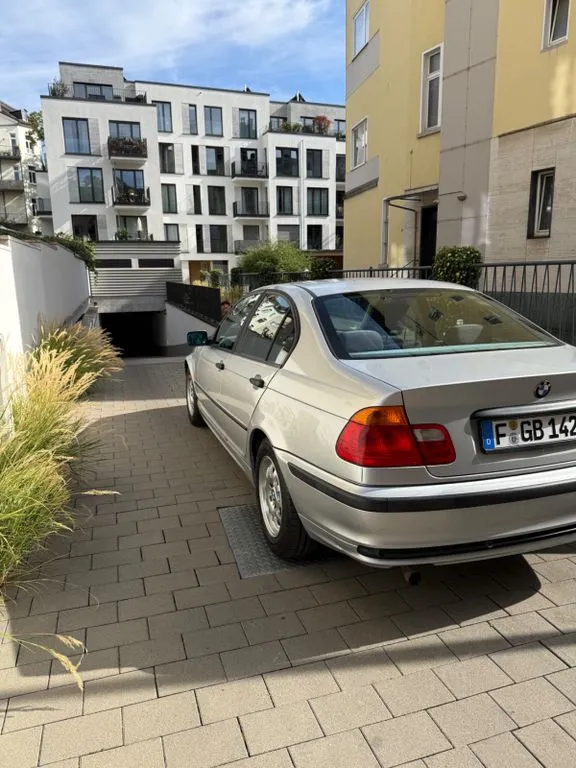 BMW 318
