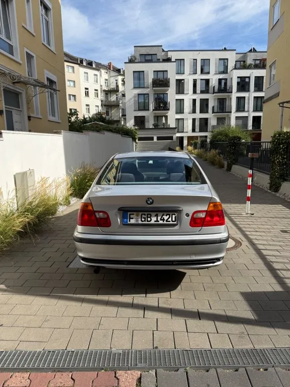 BMW 318