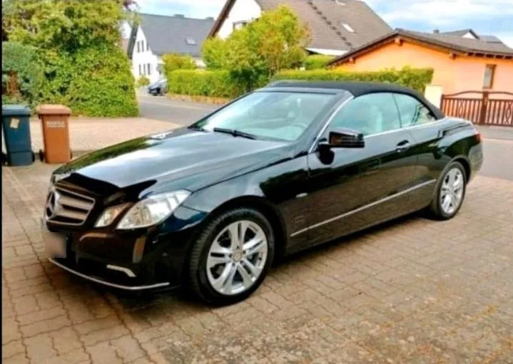 Mercedes-Benz 250