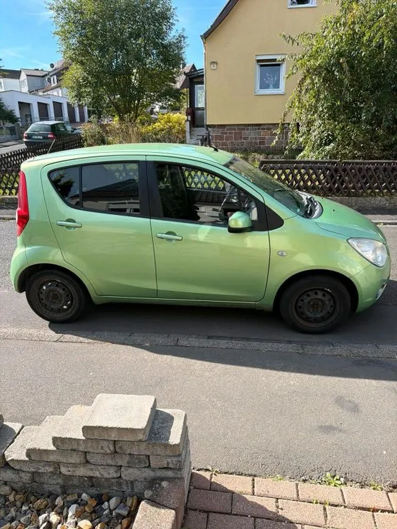 Opel Agila